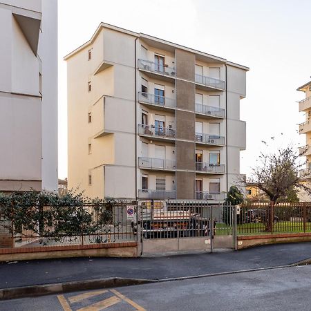 Pisa Quiet And Bright Flats With Balcony Apartman Kültér fotó