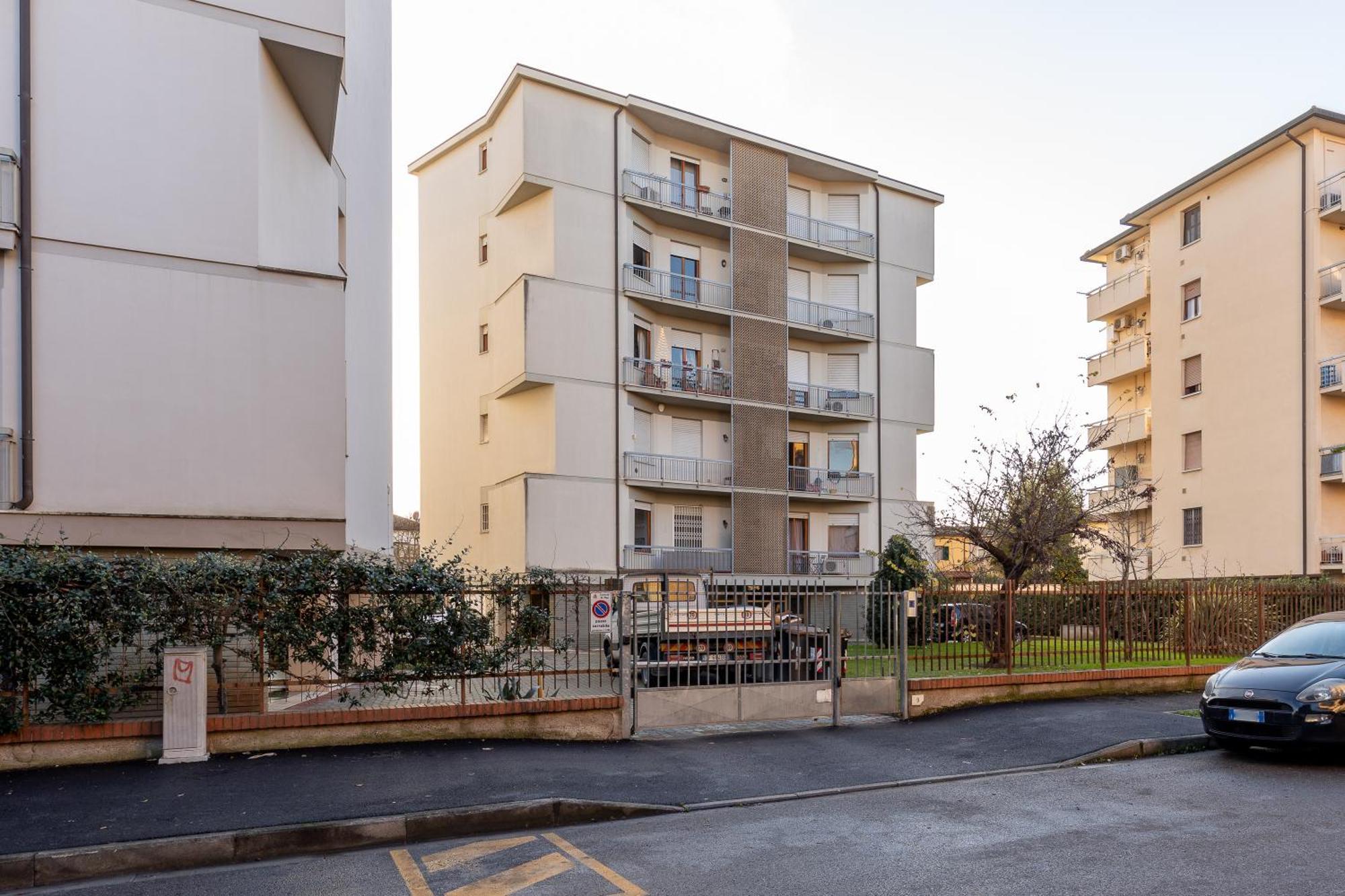 Pisa Quiet And Bright Flats With Balcony Apartman Kültér fotó